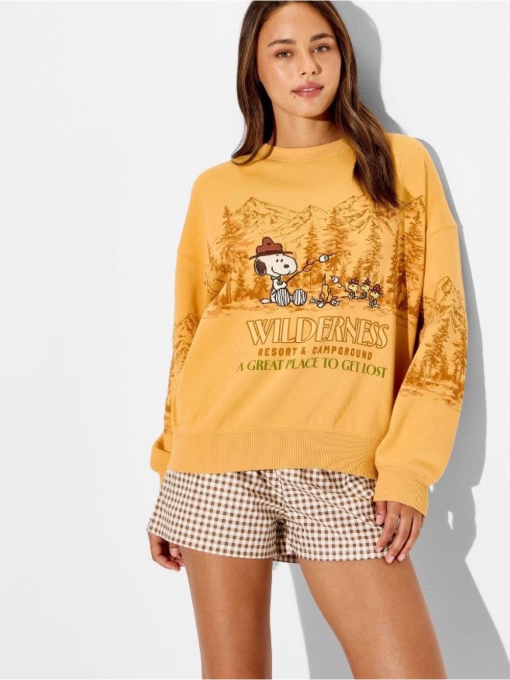 Peanuts Snoopy Campground Embroidered Crewneck Sweatshirt Size Large